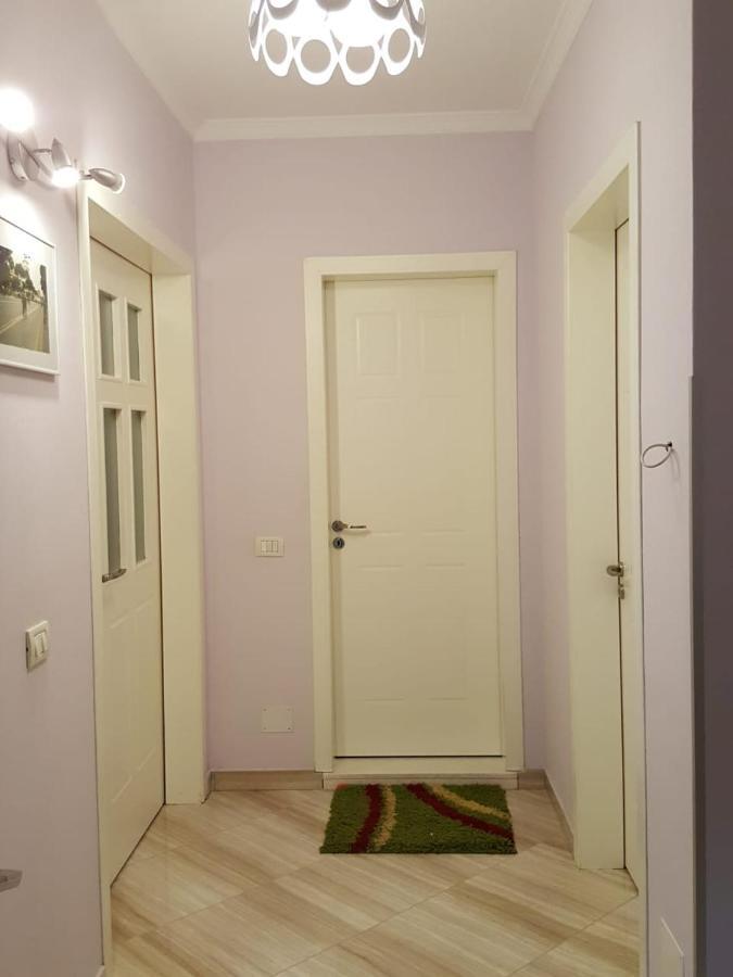 Holiday Center Apartment Шкодер Экстерьер фото